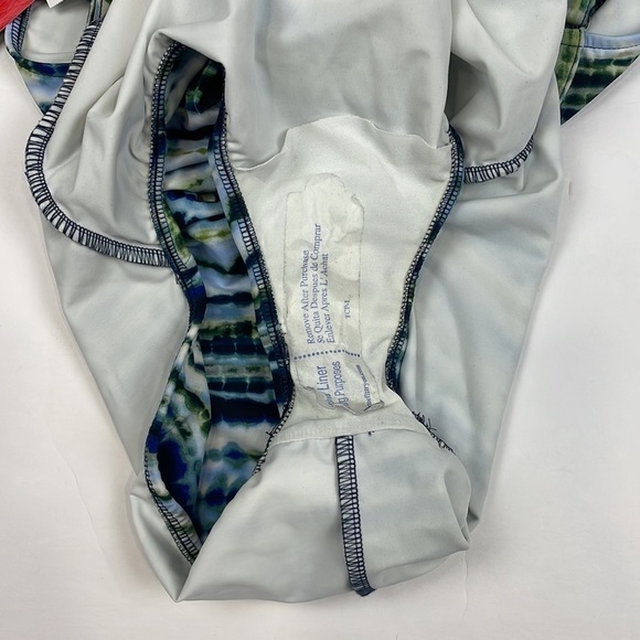 MIRACLESUIT Magicsuit Katrina Flower Child one piece - Picture 8 of 10